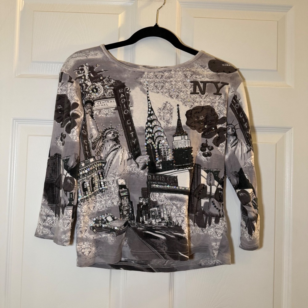 Take Two Clothing Co New York City Graphic Top Gray M Y2K Rhinestone Casual